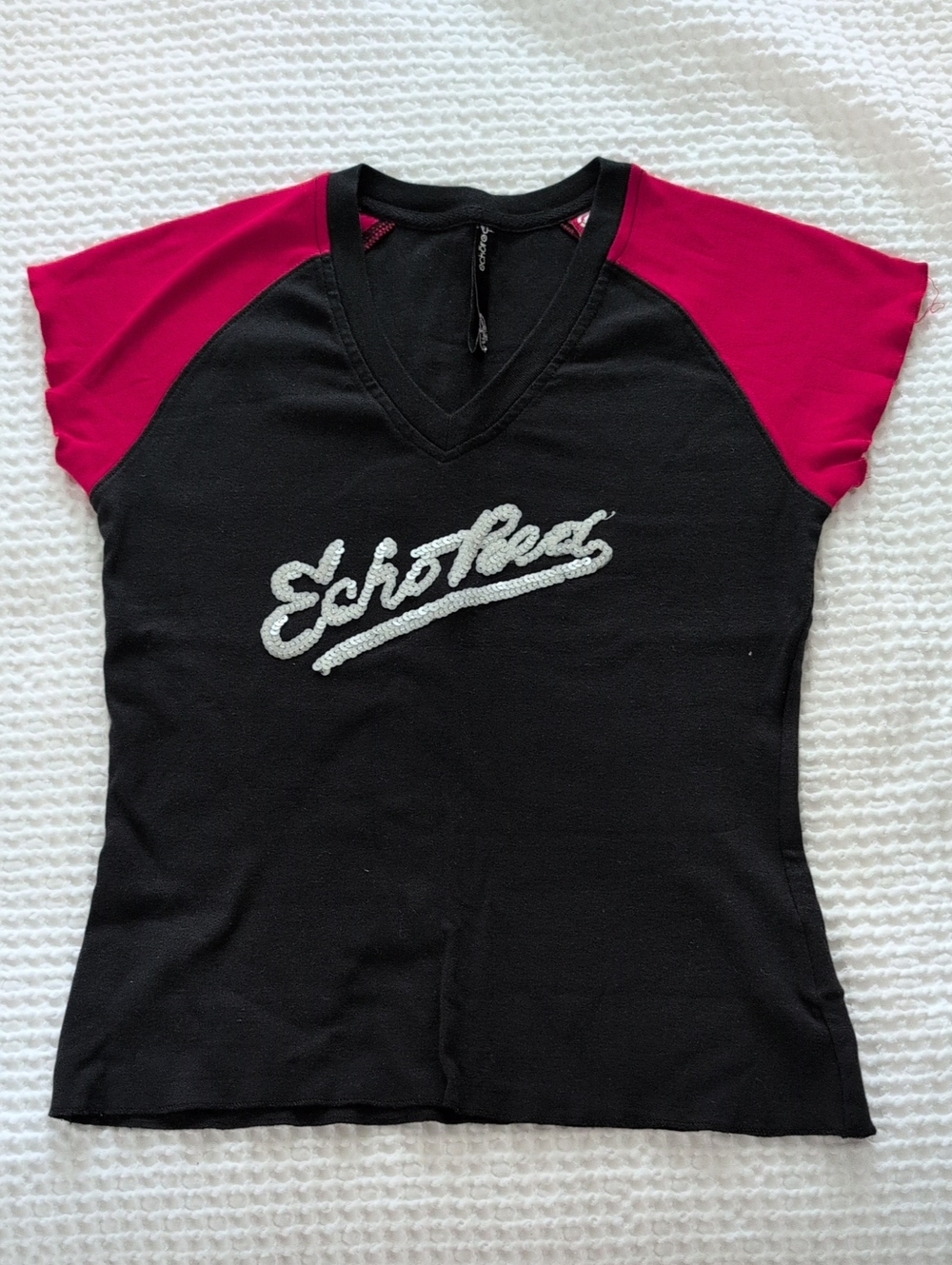 Women’s Vintage Y2K Ecko Red Raglan Baby Tee